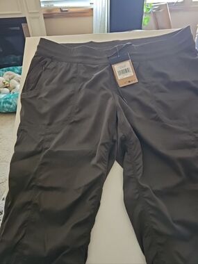 North Face Capri 3xl New Casual Drawstring Cropped Pants - Green
